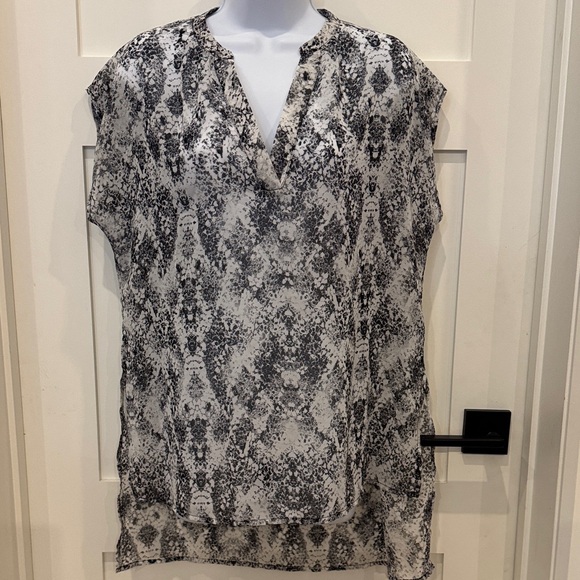 George Women's Monochrome Snake Print Blouse - Picture 2 of 6